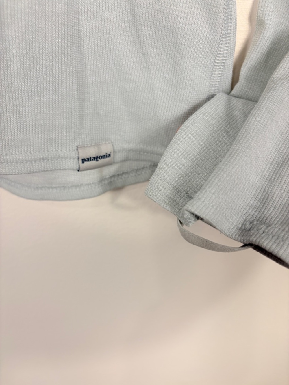 Patagonia Capilene Baselayer Light Blue Quarter Zip Lightweight Long Sleeve Top - Picture 4 of 6